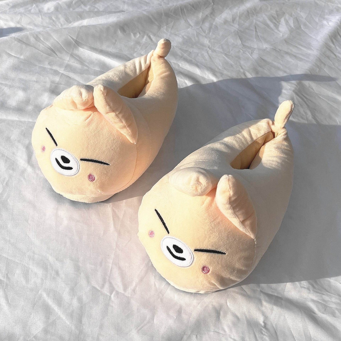 BuyPlushie Paws: Kawaii Cushiony Slippers - Goodlifebean Plushies | Stuffed Animals