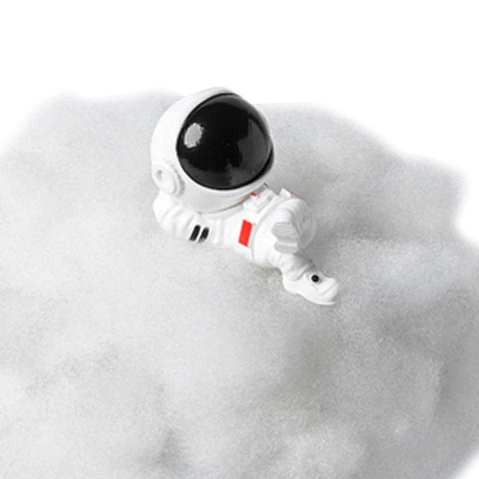 Shop 3D Astro Cloud Lamp (Remote Controlled) - Goodlifebean Plushie | Stuffed Animal