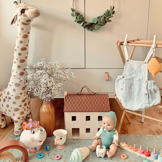 Giant Giraffe Stuffed Animal | Nursery Decor - Goodlifebean 0