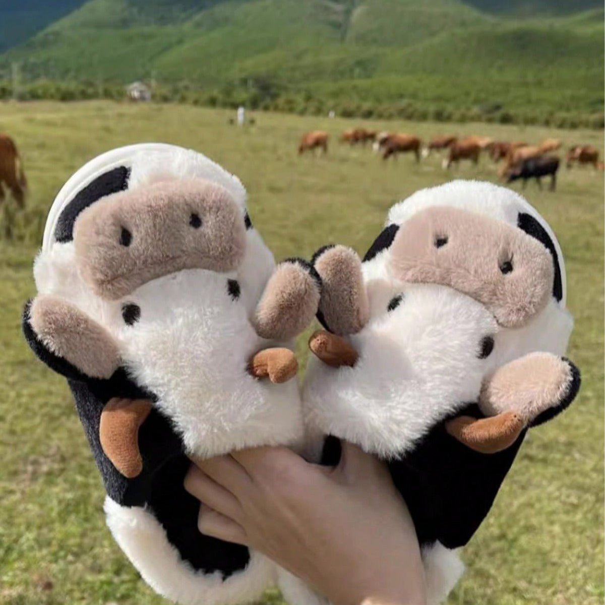 Fluffy Cow Slippers | Cozy Cow Plush Slippers - Goodlifebean product_type