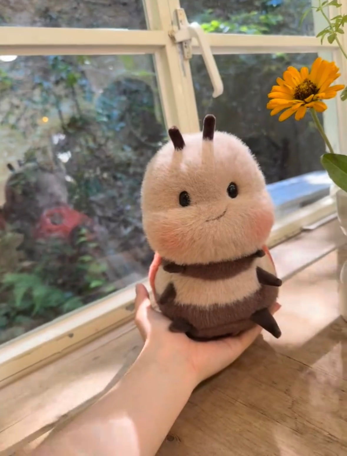 Bumbee™ — Peluche Abeille de Soutien Émotionnel Mignonne