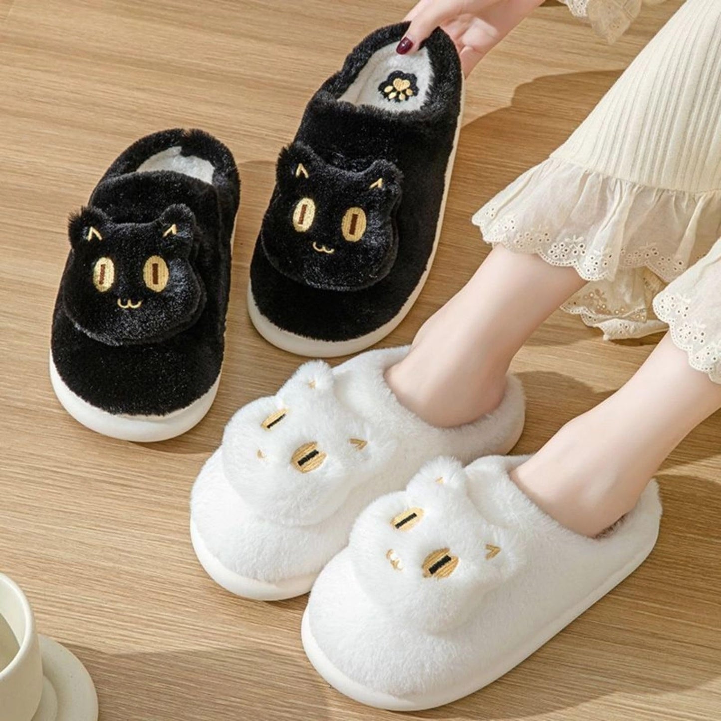 Shop Kawaii Fluffy Cat Plush Slippers - Goodlifebean Black Friday Sale | Plushies | Giant Teddy Bear