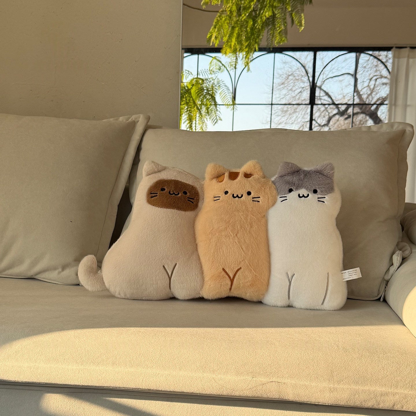 DreamPaws™ Ultra-Soft Animal Nap Cushion